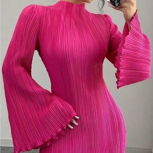 SHEIN Fuchsia Long Sleeve Pleated Dress
